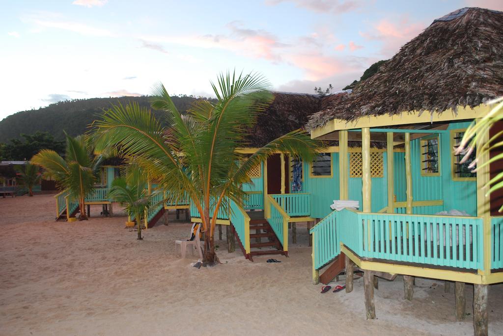 Taufua Beach Fales Lalomanu Exterior photo