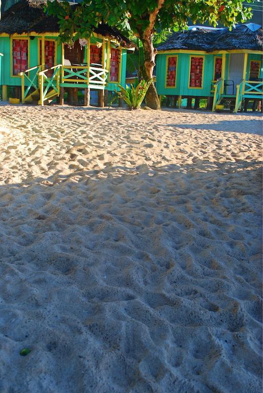Taufua Beach Fales Lalomanu Room photo